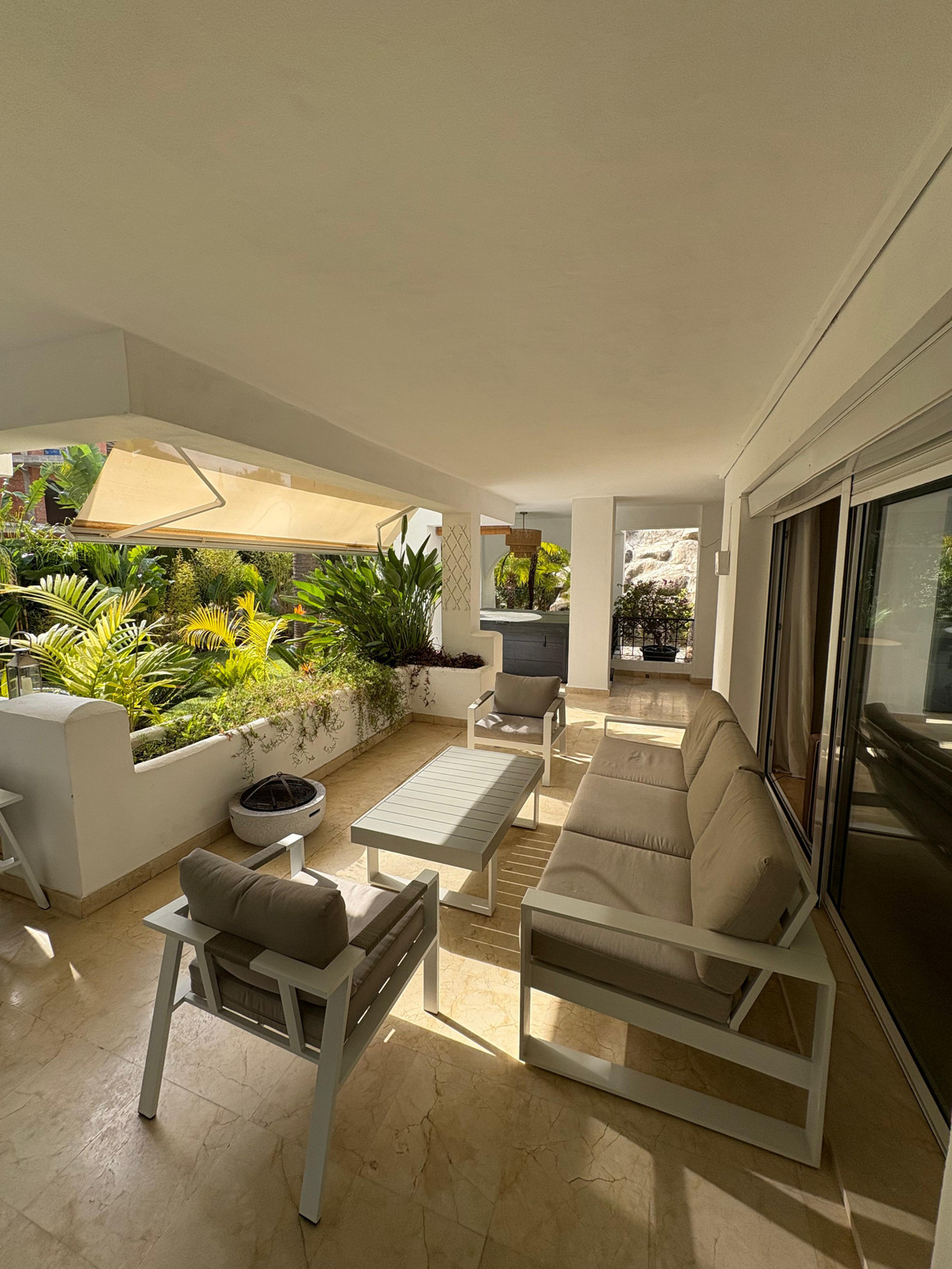 2 Bed Apartment for sale in Marbella Costa Del Sol, Málaga, Spain