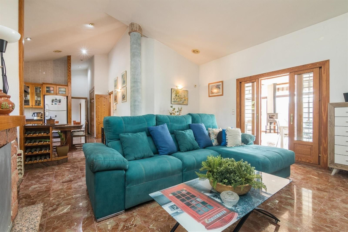 Se vende Villa - Chalet de 5 dormitorios en Costa Blanca, Alicante, España