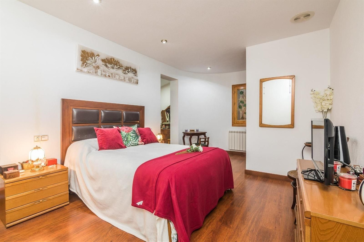 Se vende Villa - Chalet de 5 dormitorios en Costa Blanca, Alicante, España