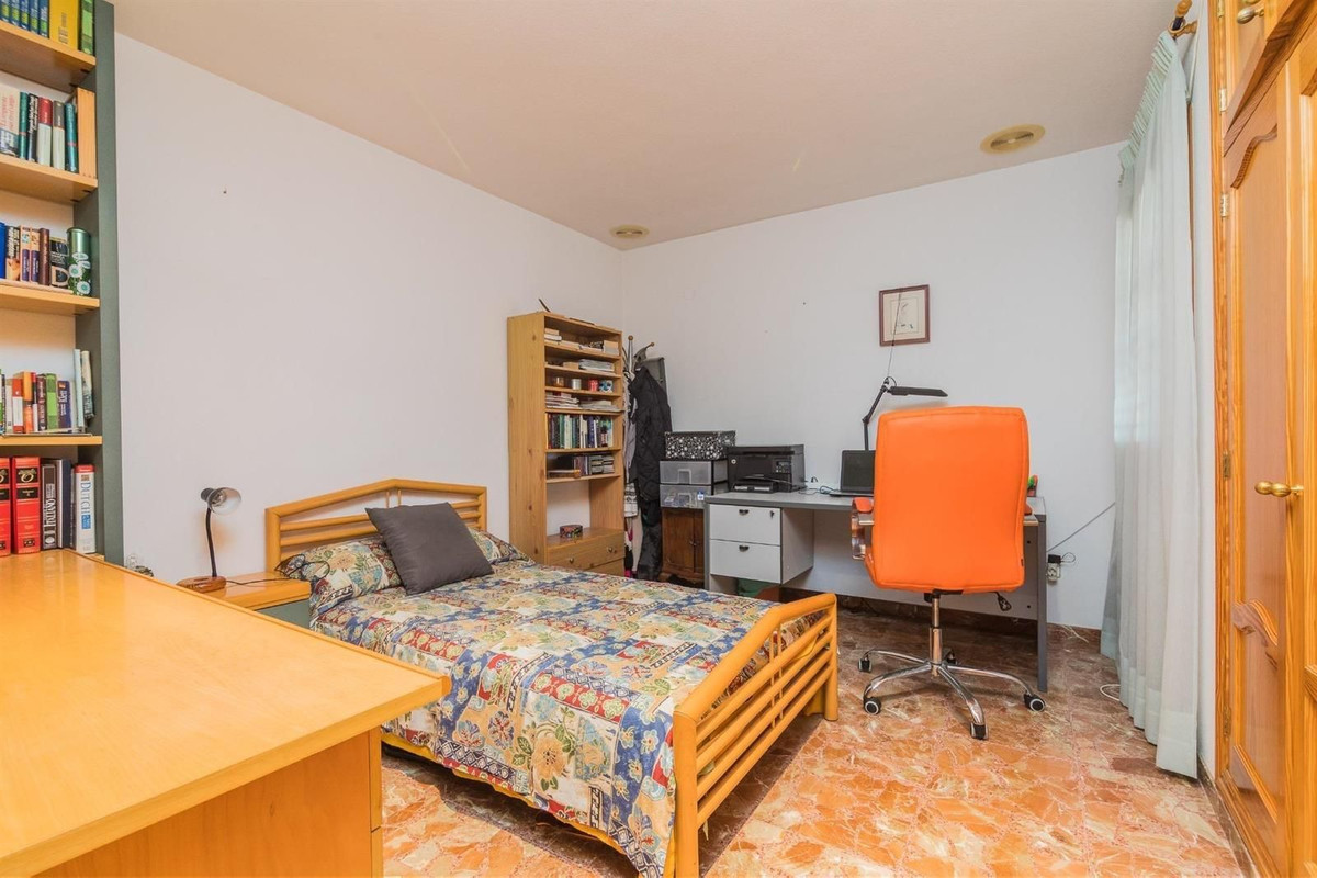 Se vende Villa - Chalet de 5 dormitorios en Costa Blanca, Alicante, España