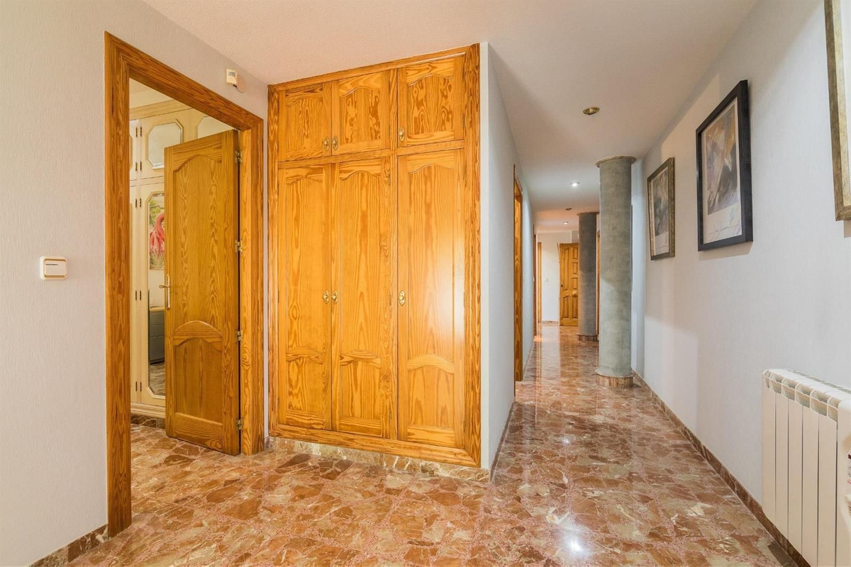 Se vende Villa - Chalet de 5 dormitorios en Costa Blanca, Alicante, España