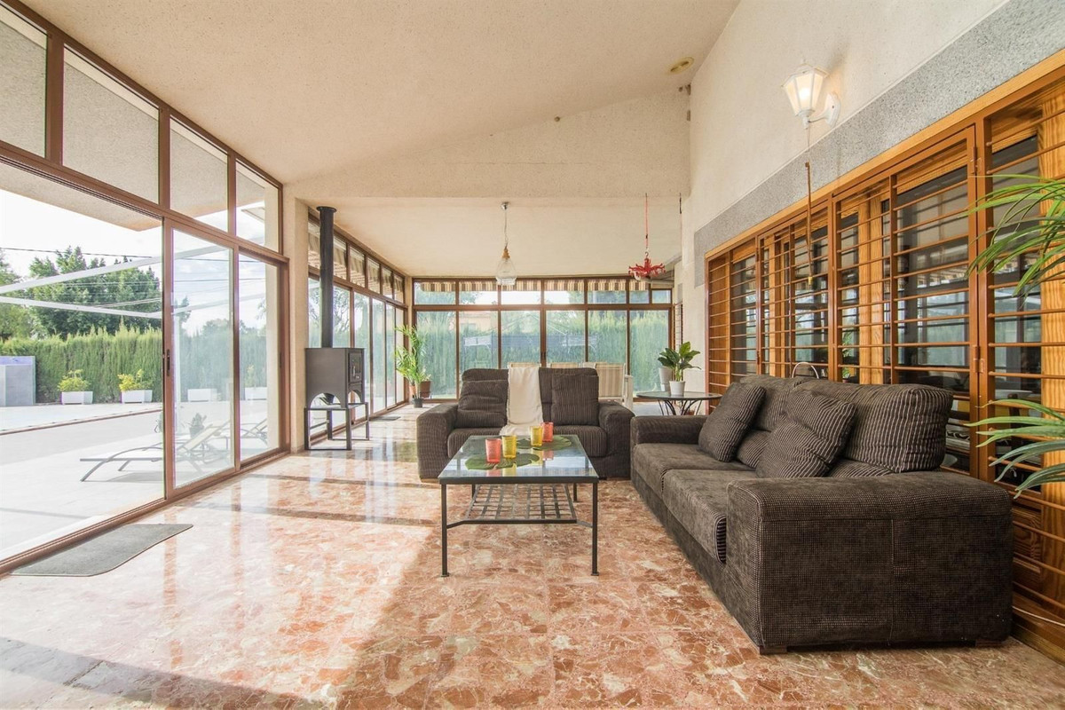 Se vende Villa - Chalet de 5 dormitorios en Costa Blanca, Alicante, España