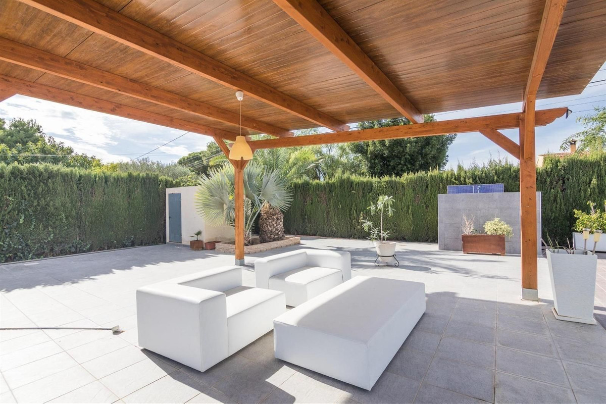 Se vende Villa - Chalet de 5 dormitorios en Costa Blanca, Alicante, España