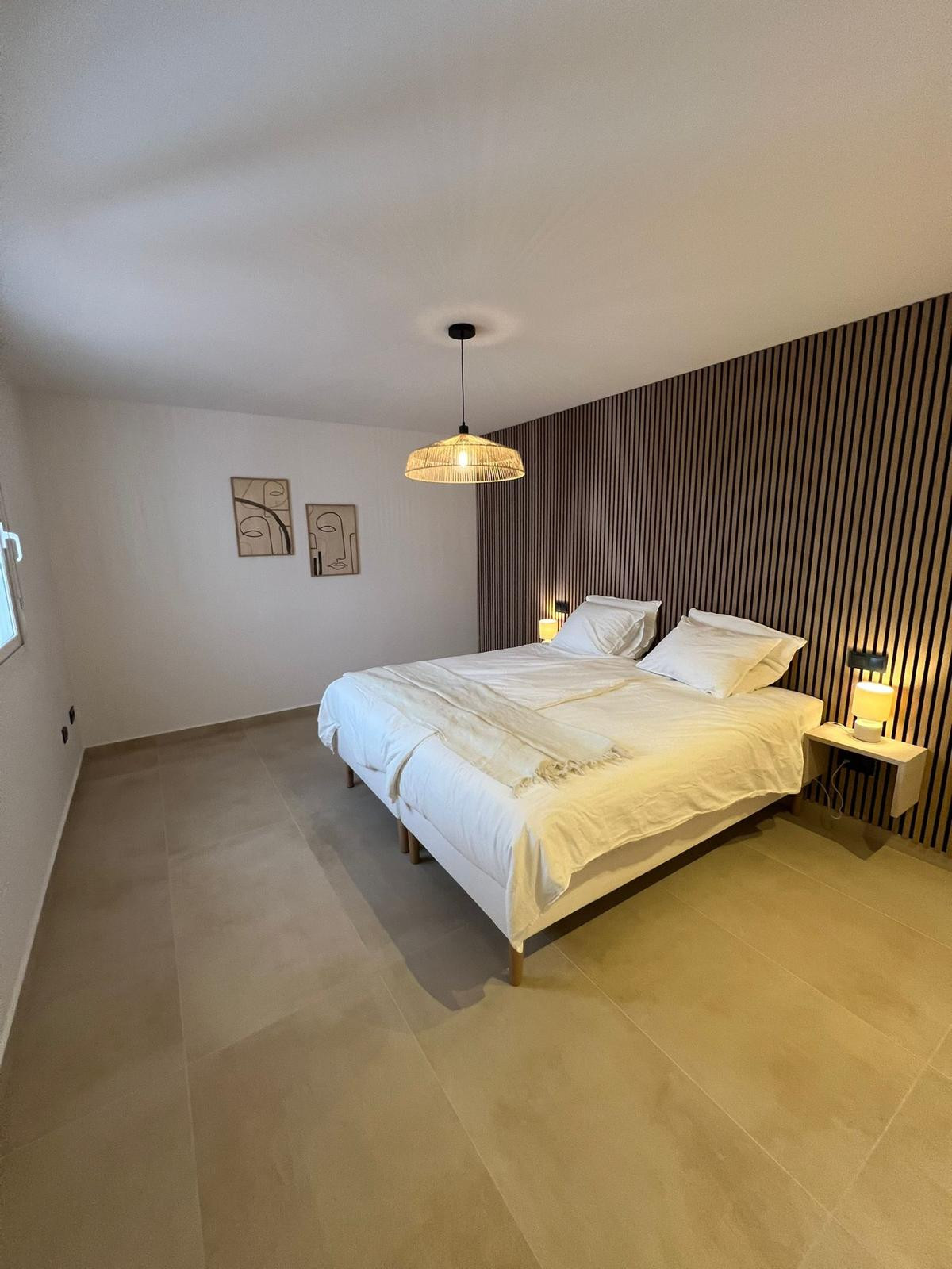 Se vende Apartamento Planta Media de 2 dormitorios en Costa Del Sol, Málaga, España