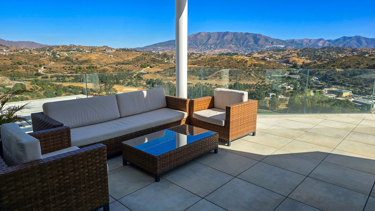 4 Bed Apartment for sale in La Cala De Mijas Costa Del Sol, Málaga, Spain