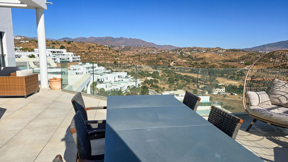 4 Bed Apartment for sale in La Cala De Mijas Costa Del Sol, Málaga, Spain