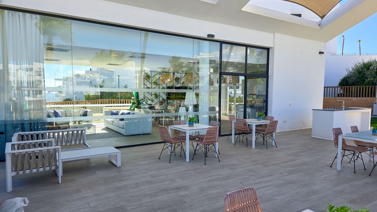 4 Bed Apartment for sale in La Cala De Mijas Costa Del Sol, Málaga, Spain
