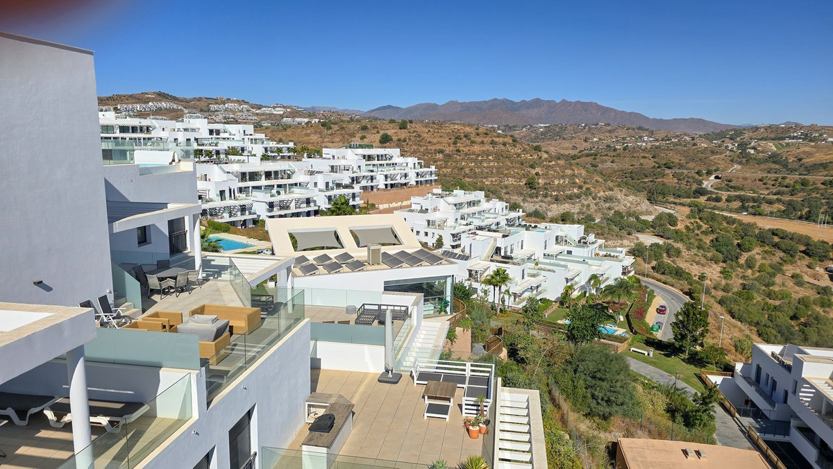 4 Bed Apartment for sale in La Cala De Mijas Costa Del Sol, Málaga, Spain