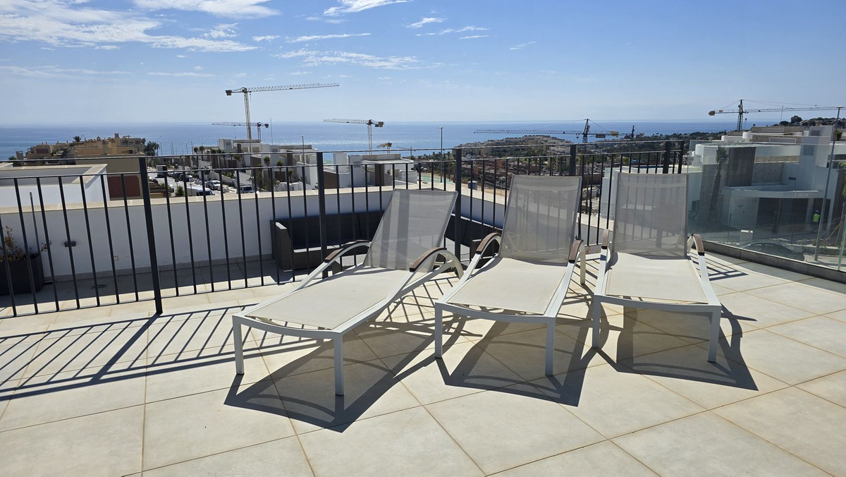 4 Bed Apartment for sale in La Cala De Mijas Costa Del Sol, Málaga, Spain