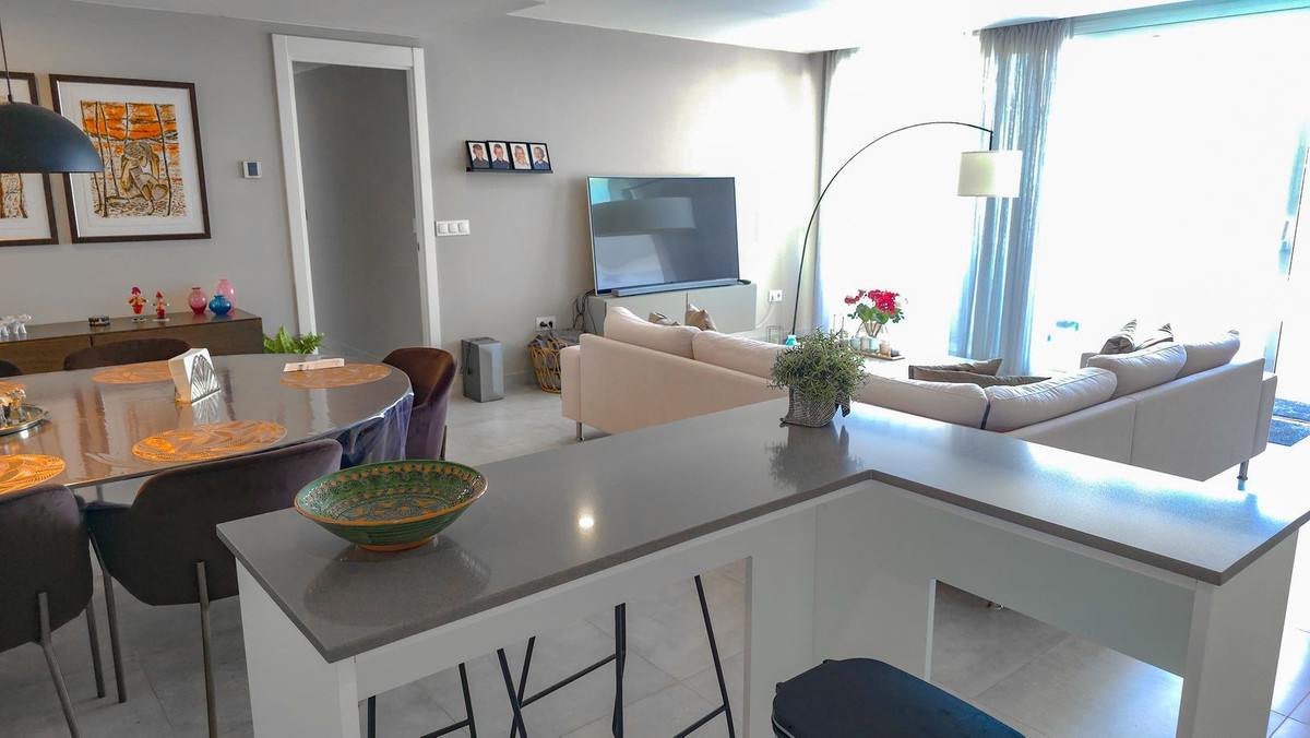4 Bed Apartment for sale in La Cala De Mijas Costa Del Sol, Málaga, Spain