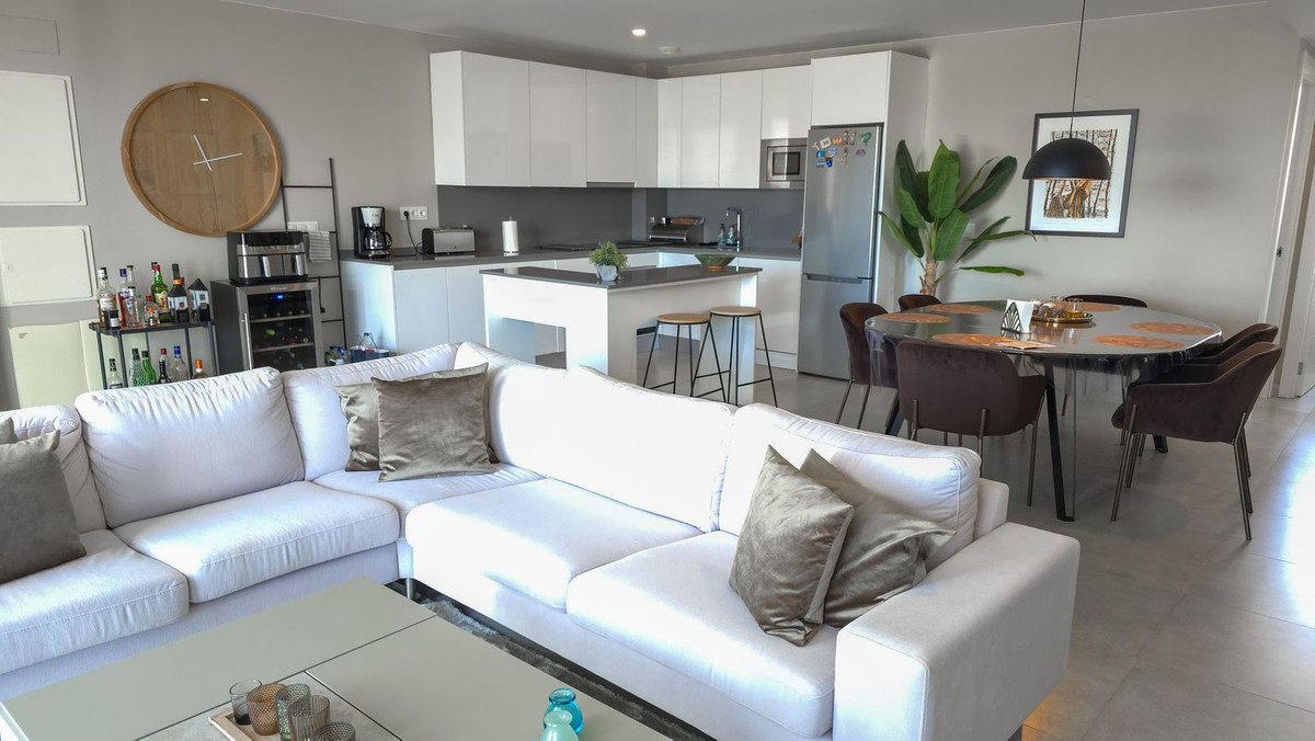 4 Bed Apartment for sale in La Cala De Mijas Costa Del Sol, Málaga, Spain