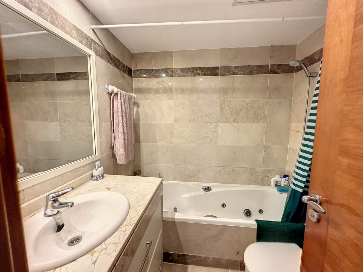 Se vende Ático de 4 dormitorios en Costa Del Sol, Málaga, España