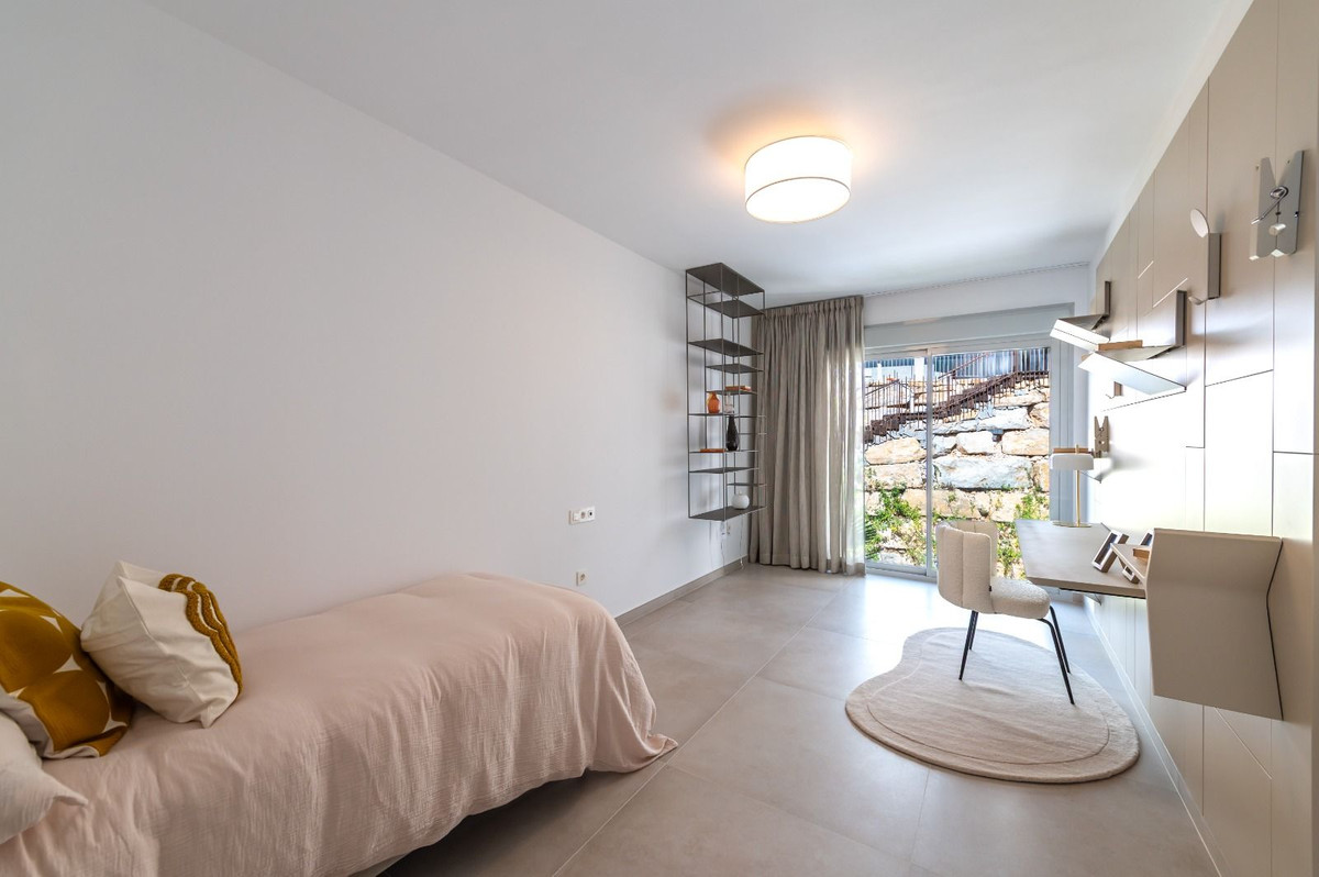 3 Bed Apartment for sale in Higueron Costa Del Sol, Málaga, Spain