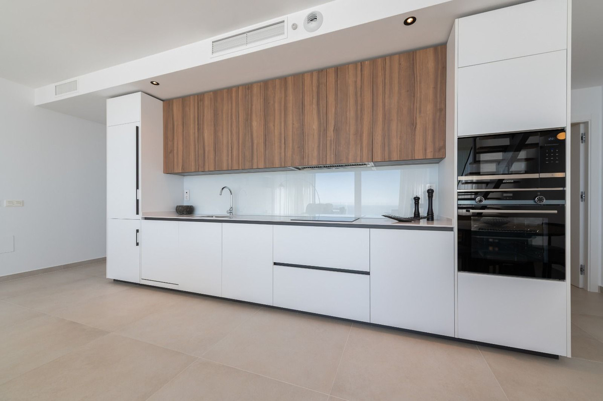 3 Bed Apartment for sale in Higueron Costa Del Sol, Málaga, Spain