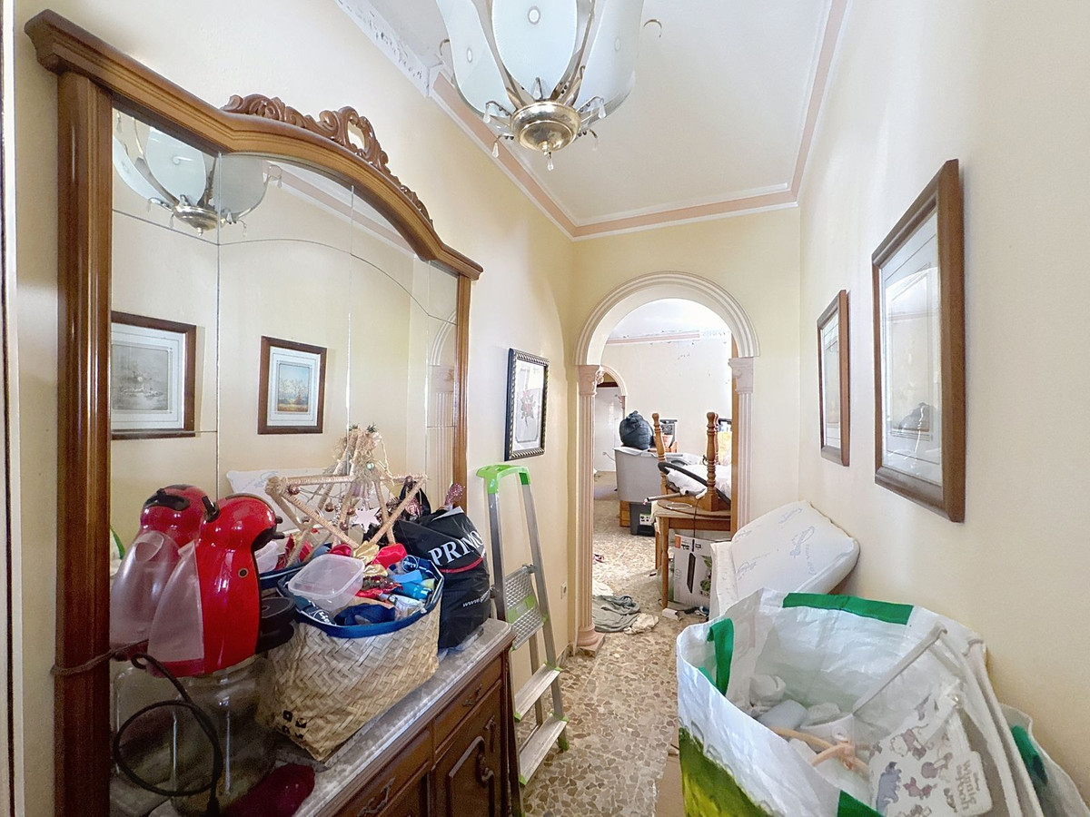 5 Bed Townhouse for sale in Estepona Costa Del Sol, Málaga, Spain