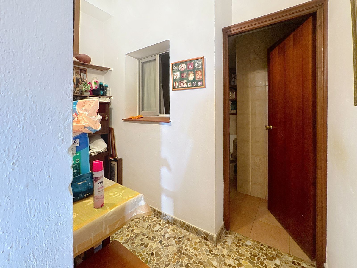 5 Bed Townhouse for sale in Estepona Costa Del Sol, Málaga, Spain