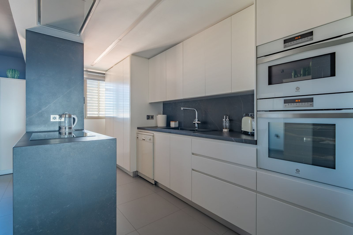 Se vende Ático de 4 dormitorios en Costa Del Sol, Málaga, España
