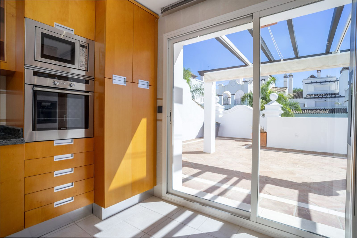 2 Bed Apartment for sale in Marbella Costa Del Sol, Málaga, Spain