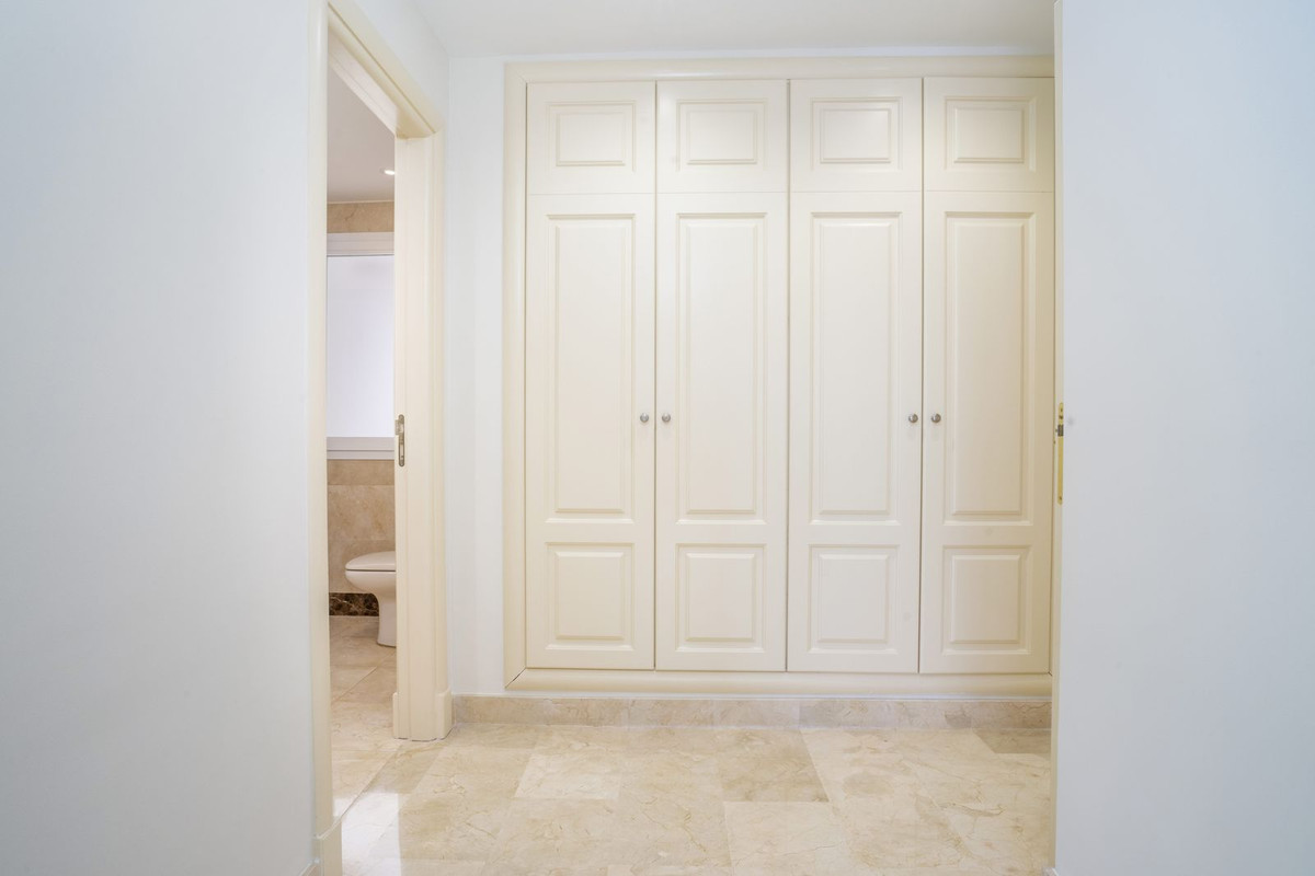 2 Bed Apartment for sale in Marbella Costa Del Sol, Málaga, Spain