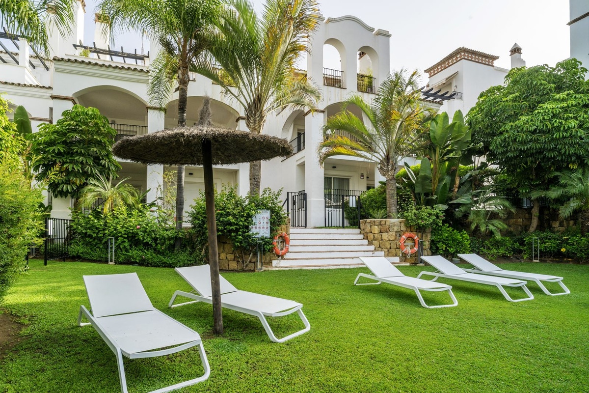 2 Bed Apartment for sale in Marbella Costa Del Sol, Málaga, Spain