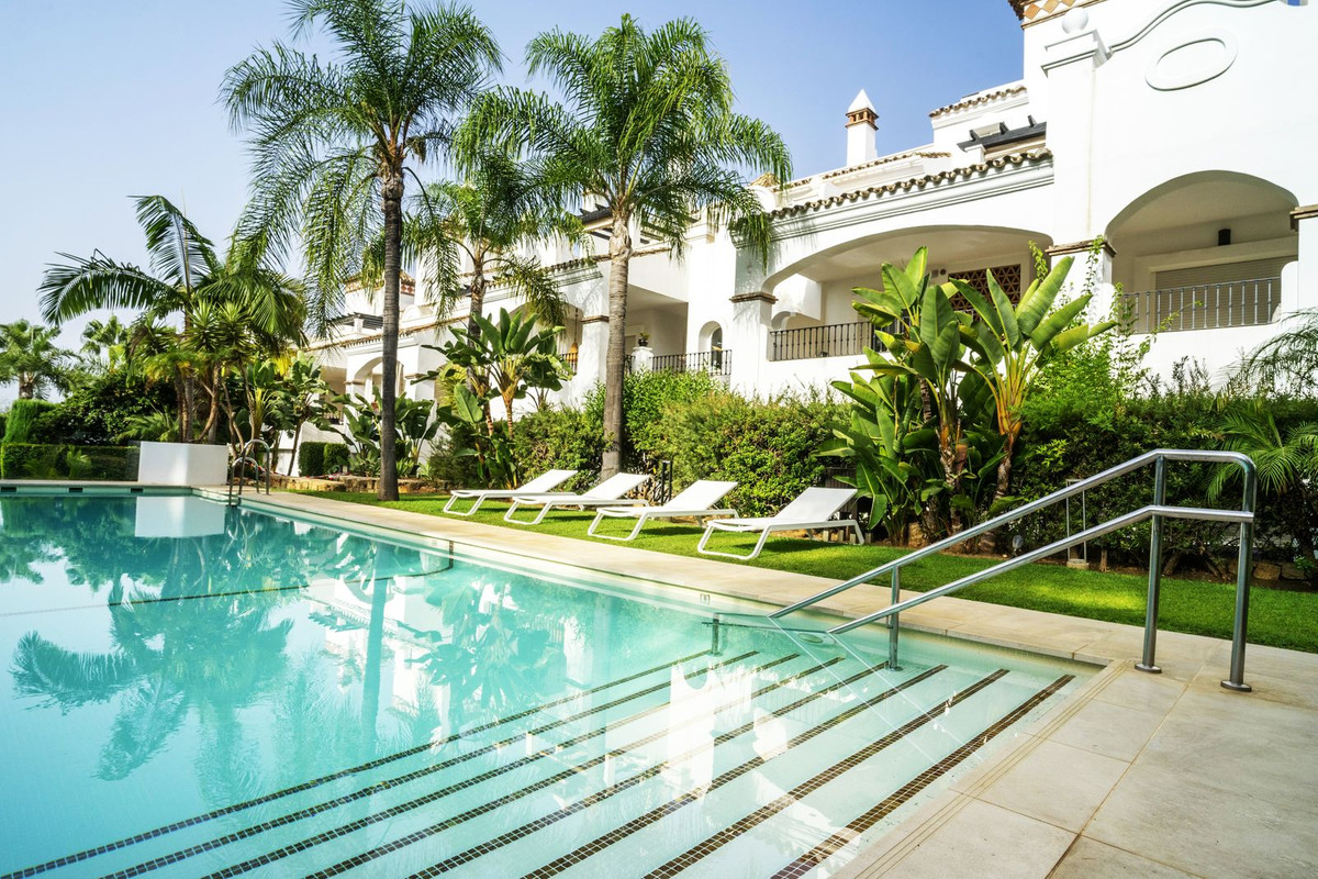2 Bed Apartment for sale in Marbella Costa Del Sol, Málaga, Spain