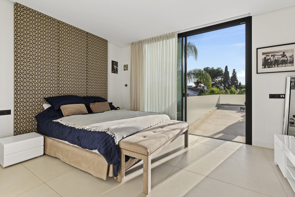 6 Bed Townhouse for sale in San Pedro De Alcántara Costa Del Sol, Málaga, Spain