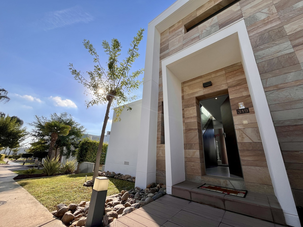 3 Bed Townhouse for sale in Los Dolses Costa Blanca, Alicante, Spain