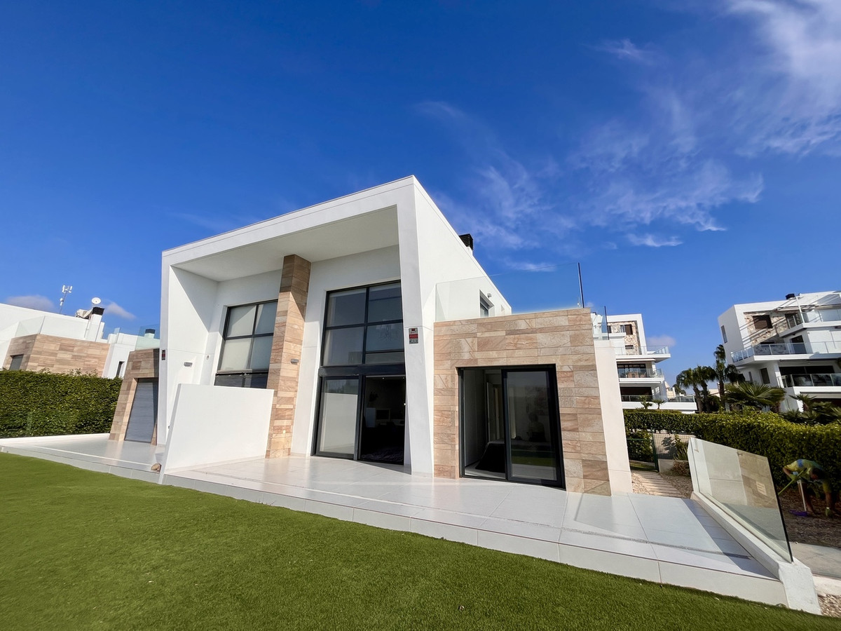 3 Bed Townhouse for sale in Los Dolses Costa Blanca, Alicante, Spain