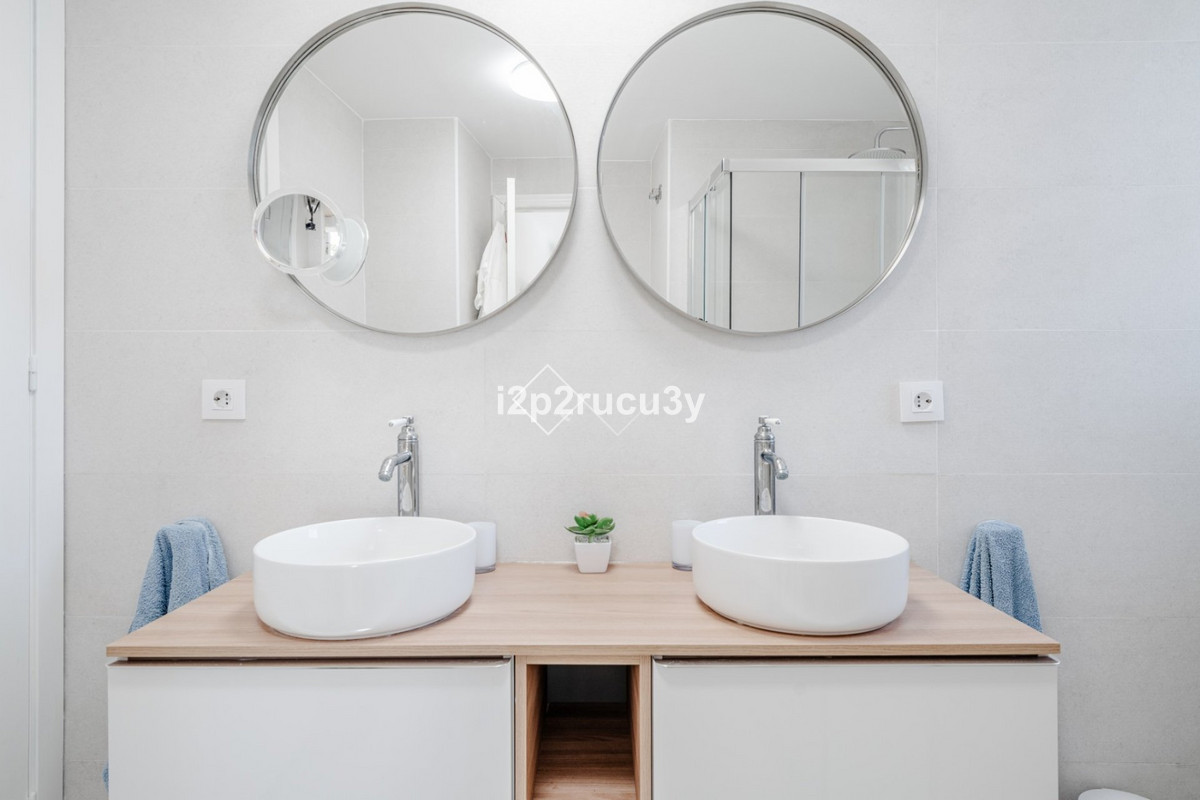 Se vende Apartamento Planta Baja de 4 dormitorios en Costa Blanca, Alicante, España