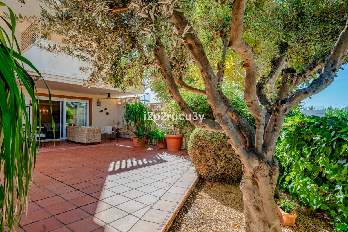Se vende Apartamento Planta Baja de 4 dormitorios en Costa Blanca, Alicante, España