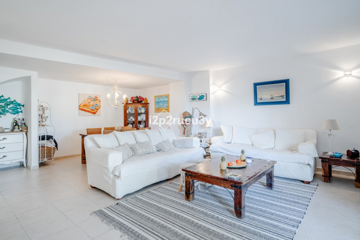 Se vende Apartamento Planta Baja de 4 dormitorios en Costa Blanca, Alicante, España