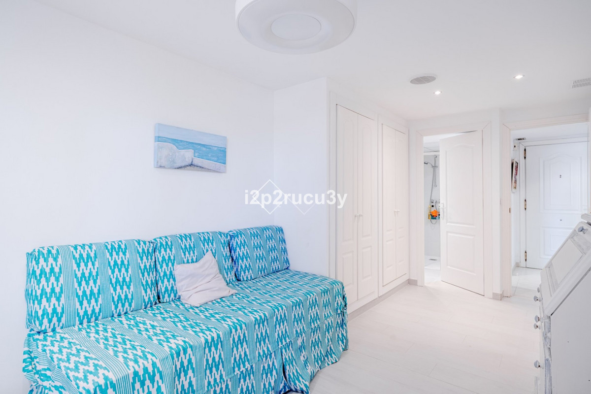 Se vende Apartamento Planta Baja de 4 dormitorios en Costa Blanca, Alicante, España