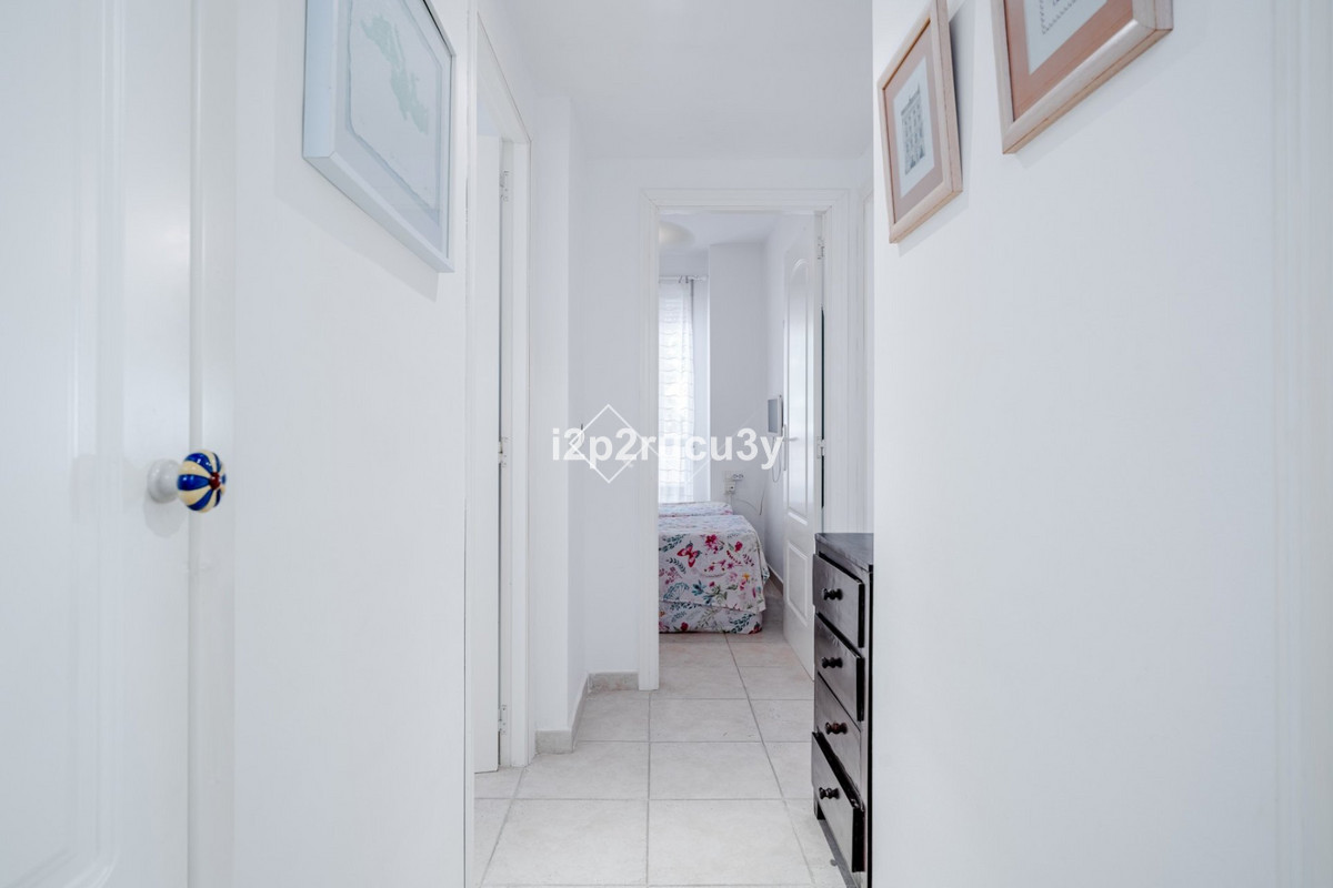Se vende Apartamento Planta Baja de 4 dormitorios en Costa Blanca, Alicante, España