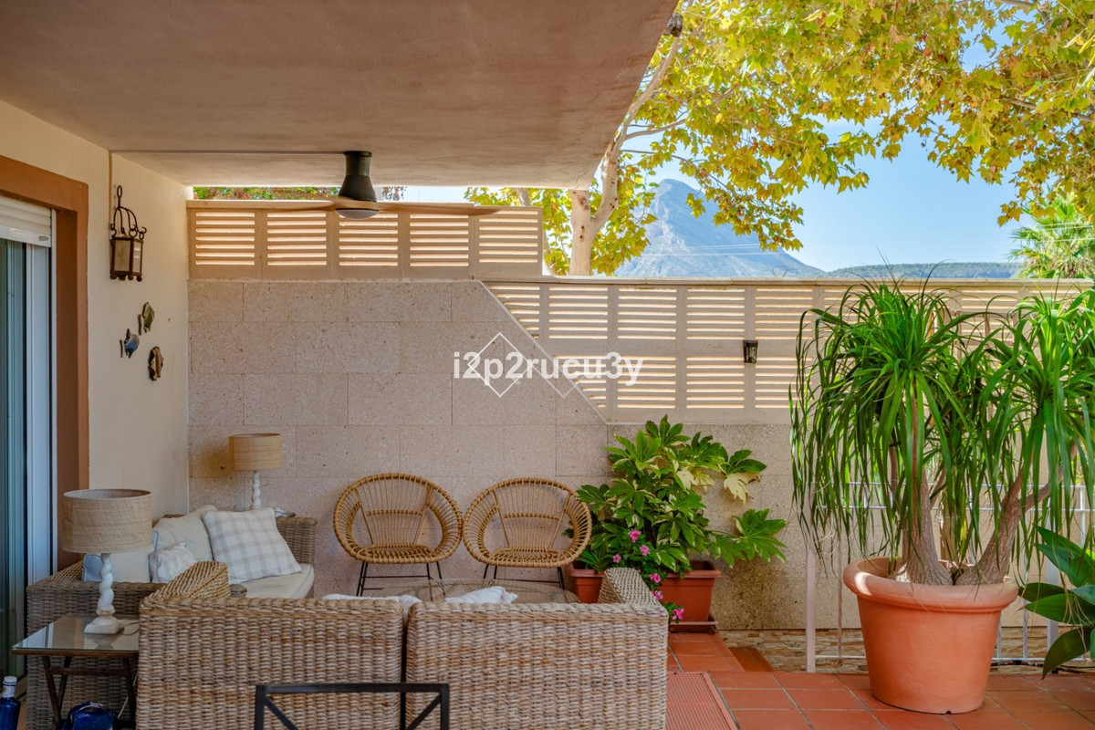 Se vende Apartamento Planta Baja de 4 dormitorios en Costa Blanca, Alicante, España