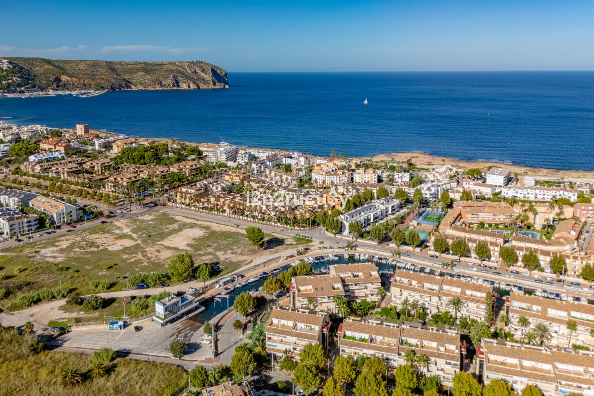 Se vende Apartamento Planta Baja de 4 dormitorios en Costa Blanca, Alicante, España