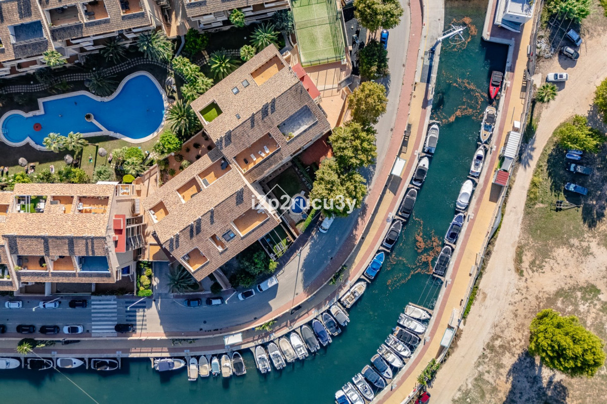 Se vende Apartamento Planta Baja de 4 dormitorios en Costa Blanca, Alicante, España