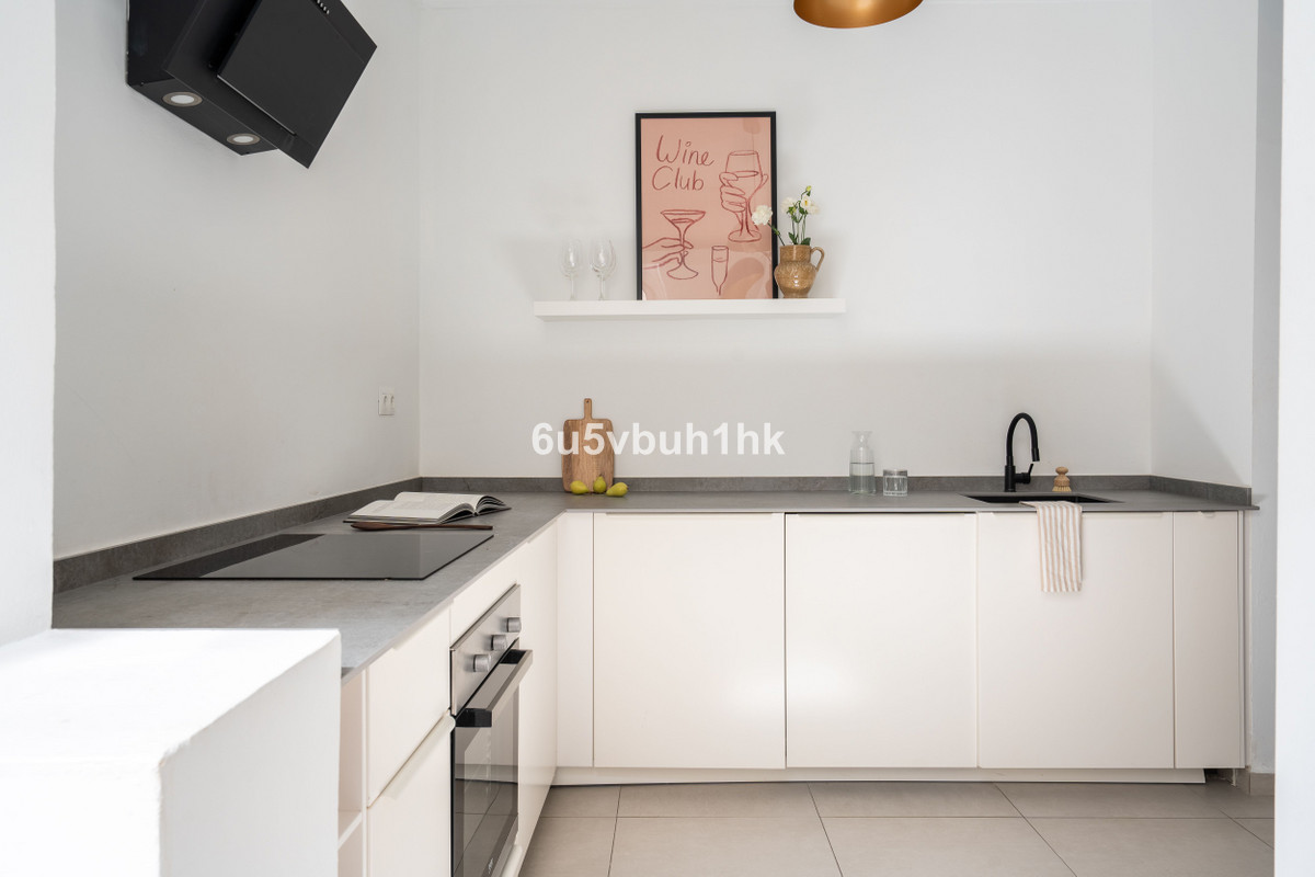 Se vende Apartamento Planta Media de 2 dormitorios en Málaga Ciudad, Málaga, España