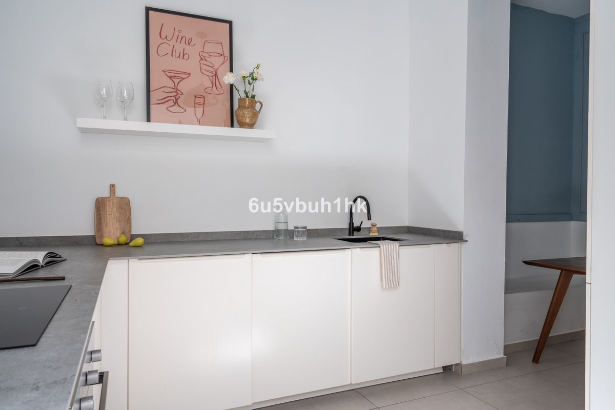 Se vende Apartamento Planta Media de 2 dormitorios en Málaga Ciudad, Málaga, España