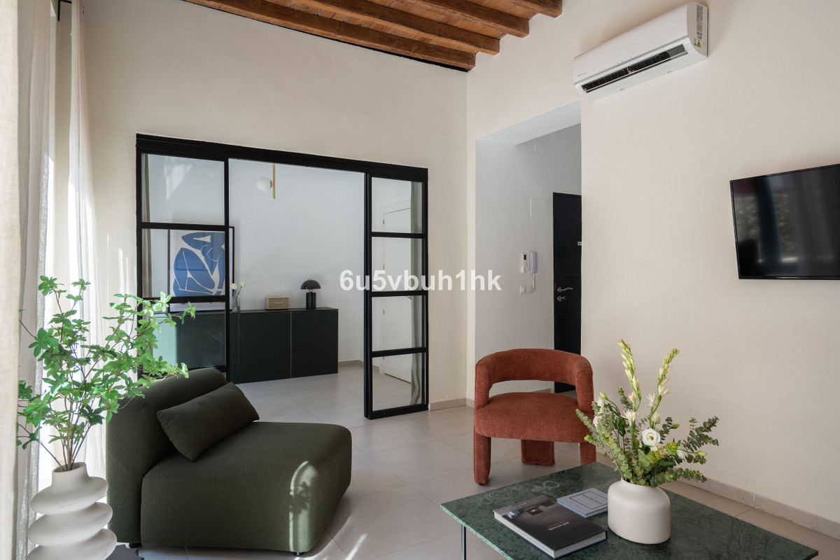 Se vende Apartamento Planta Media de 2 dormitorios en Málaga Ciudad, Málaga, España