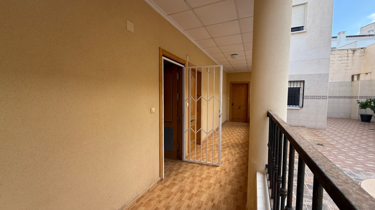 Se vende Apartamento Planta Baja de 2 dormitorios en Costa Blanca, Alicante, España