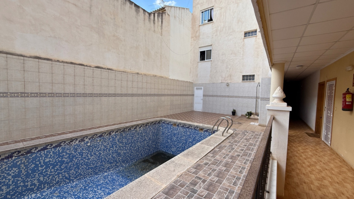 Se vende Apartamento Planta Baja de 2 dormitorios en Costa Blanca, Alicante, España