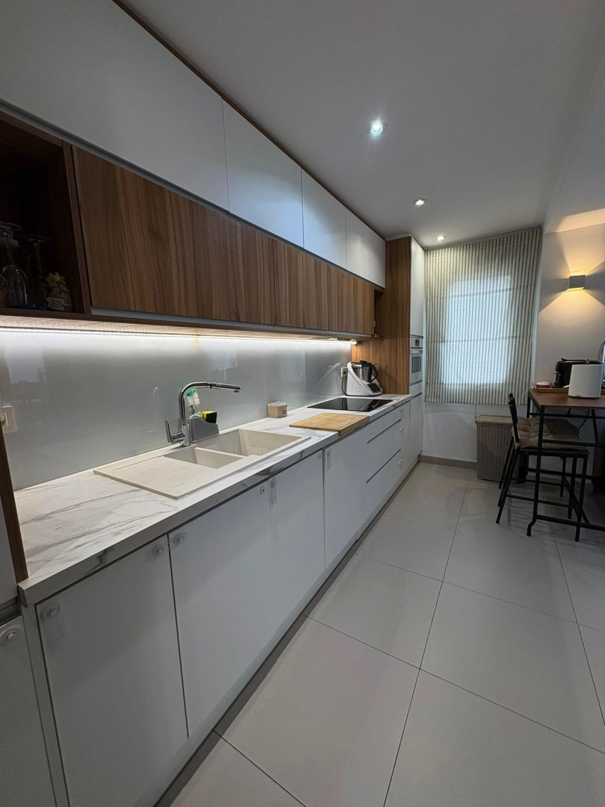 2 Bed Apartment for sale in Marbella Costa Del Sol, Málaga, Spain