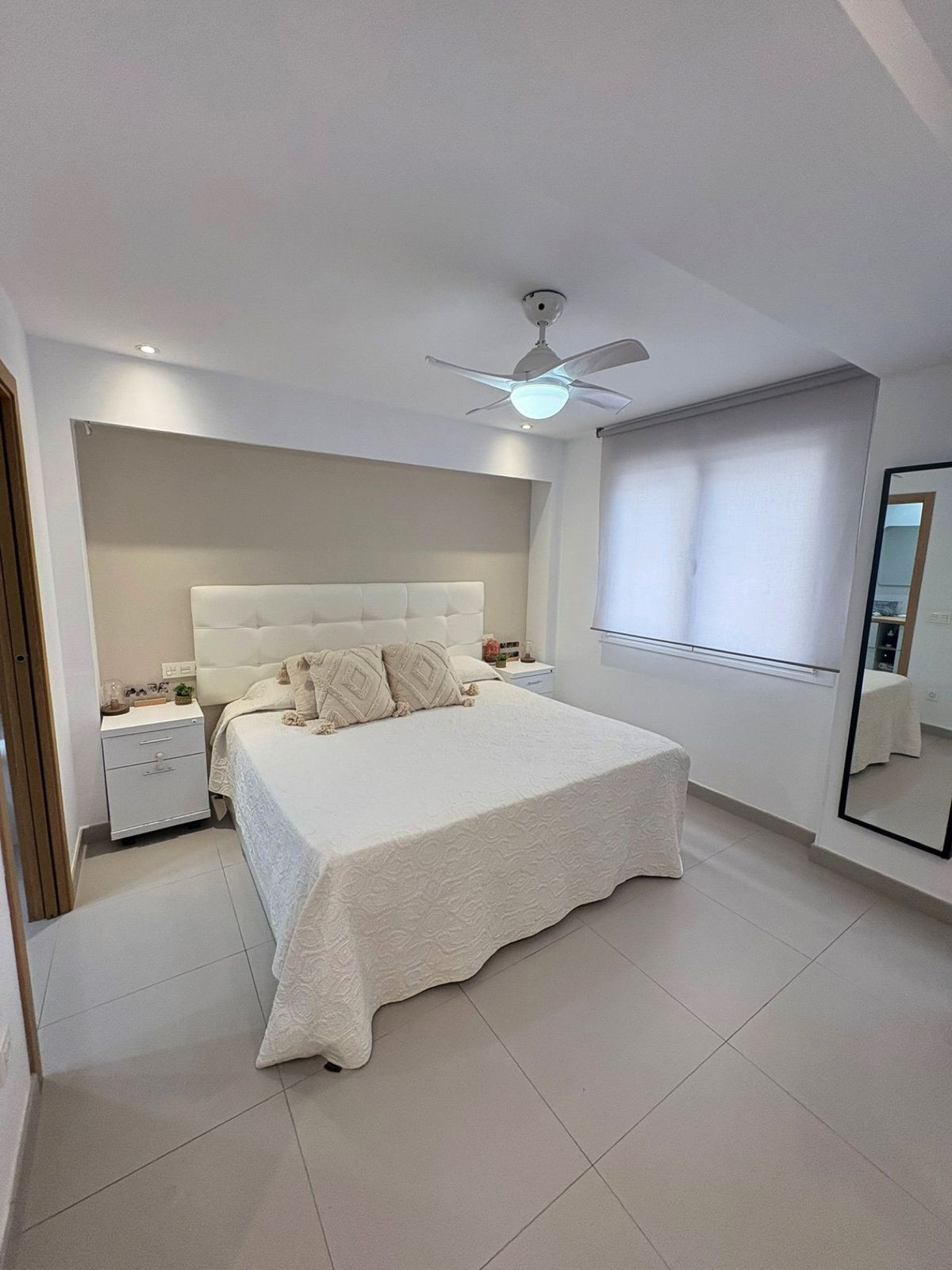 2 Bed Apartment for sale in Marbella Costa Del Sol, Málaga, Spain