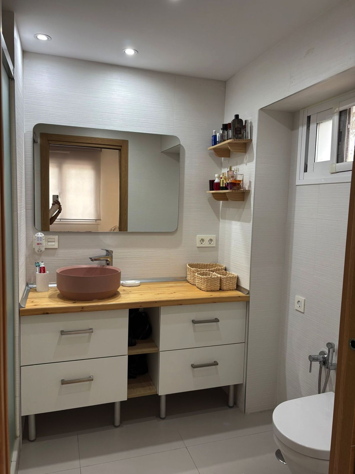 2 Bed Apartment for sale in Marbella Costa Del Sol, Málaga, Spain