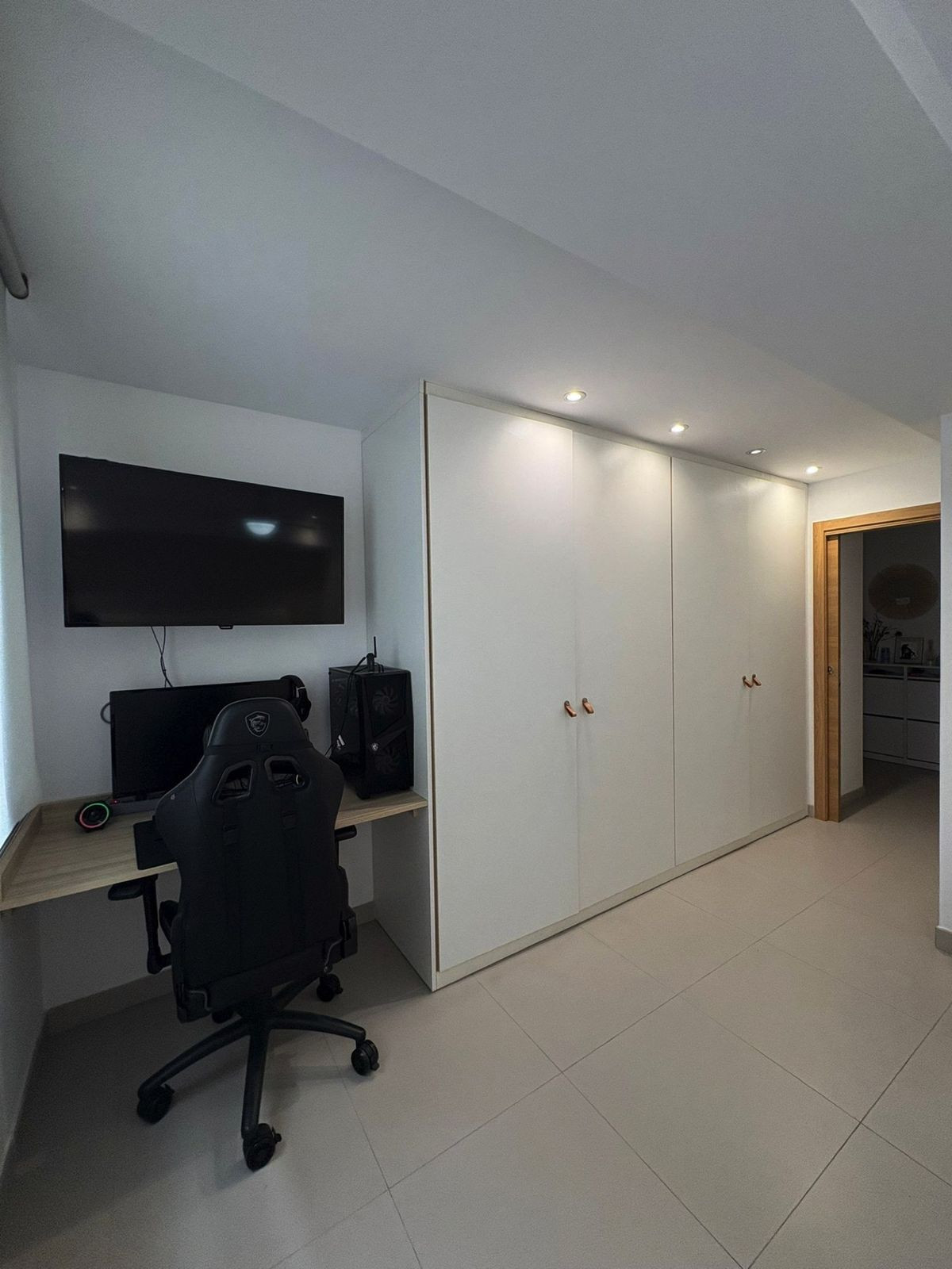 2 Bed Apartment for sale in Marbella Costa Del Sol, Málaga, Spain