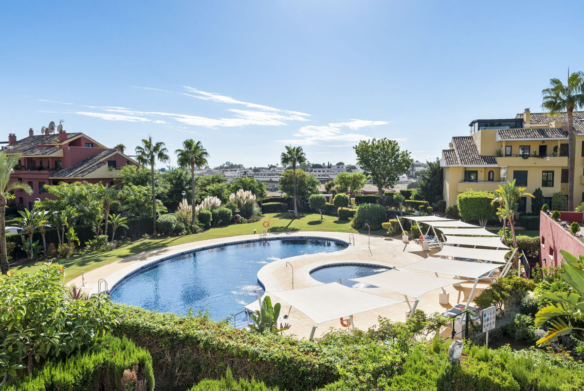 Se vende Apartamento Planta Media de 2 dormitorios en Costa Del Sol, Málaga, España