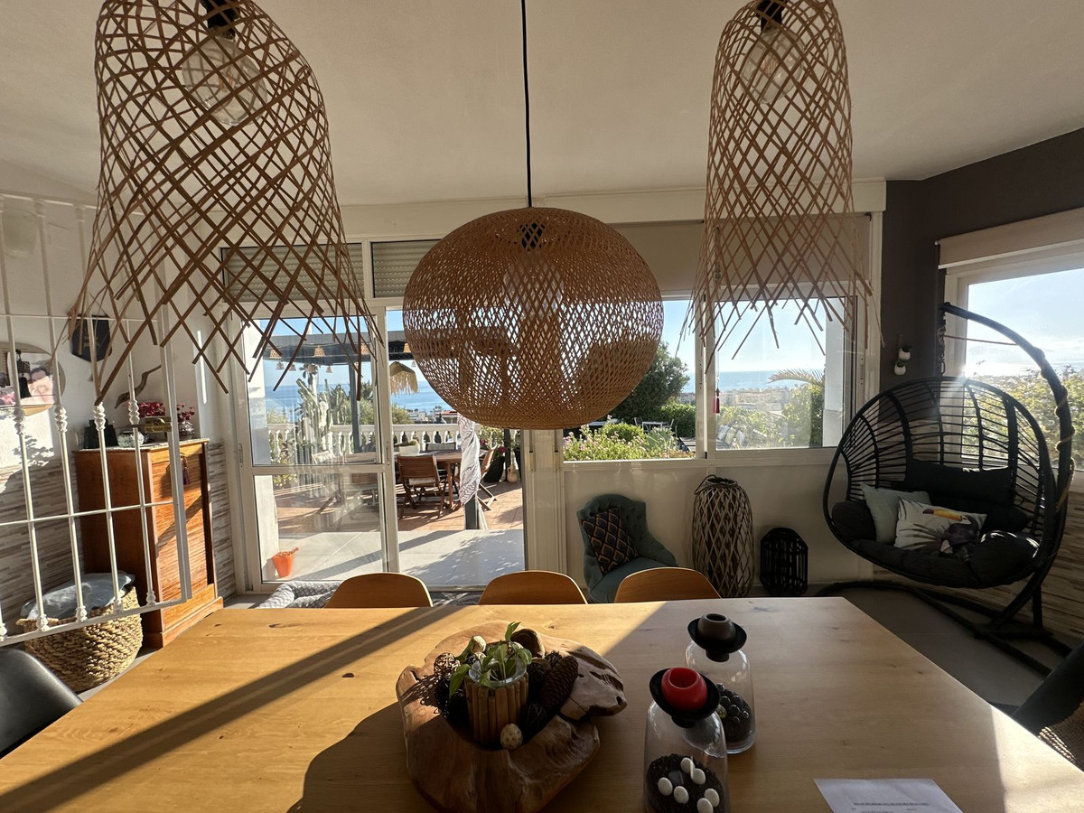 Se vende Villa - Chalet de 4 dormitorios en Costa Del Sol East, Málaga, España