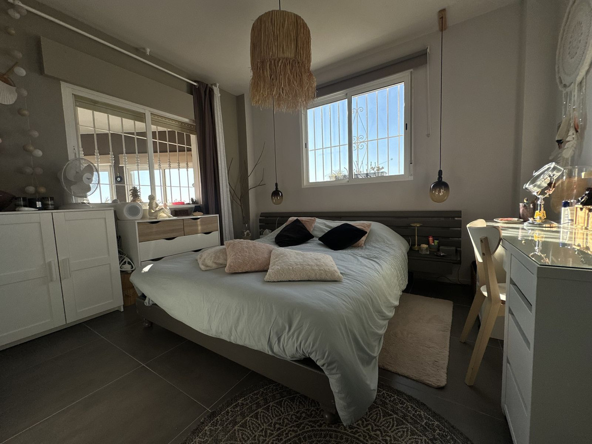 Se vende Villa - Chalet de 4 dormitorios en Costa Del Sol East, Málaga, España