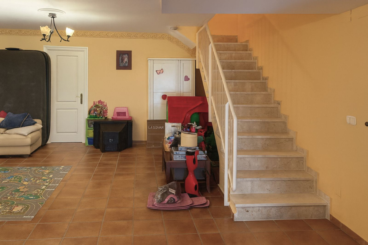 4 Bed Townhouse for sale in Rincón De La Victoria Costa Del Sol East, Málaga, Spain
