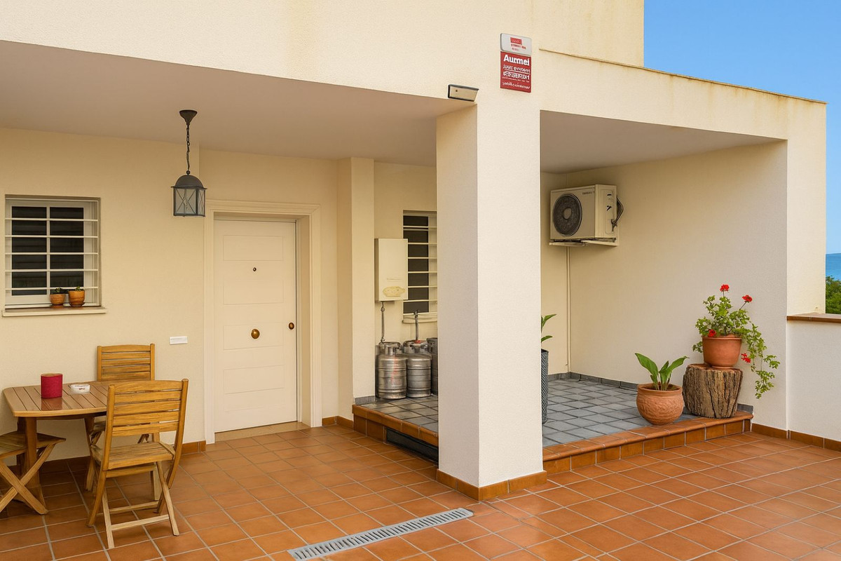 4 Bed Townhouse for sale in Rincón De La Victoria Costa Del Sol East, Málaga, Spain